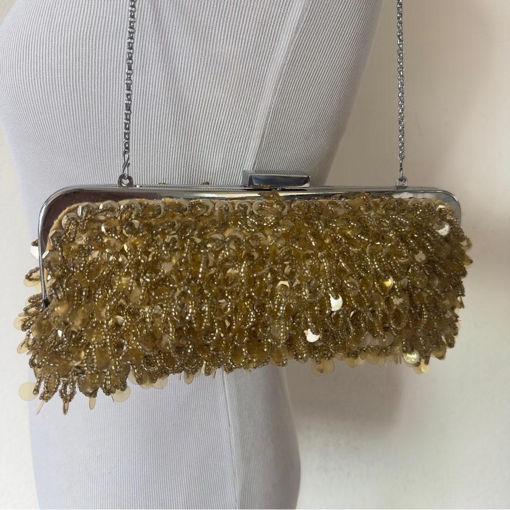BCBG MAXAZRIA GOLD SEQUIN CLUCTCH W SATIN LINING Dazzling Gold Evening Clutch - Picture 4 of 13